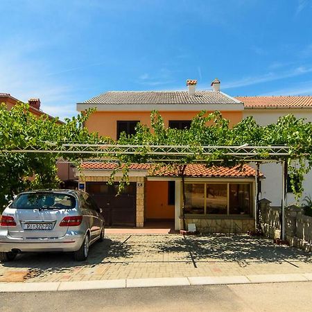 פונאנט Apartmani Lovorka מראה חיצוני תמונה