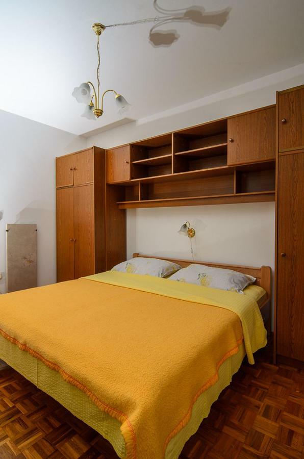 פונאנט Apartmani Lovorka מראה חיצוני תמונה